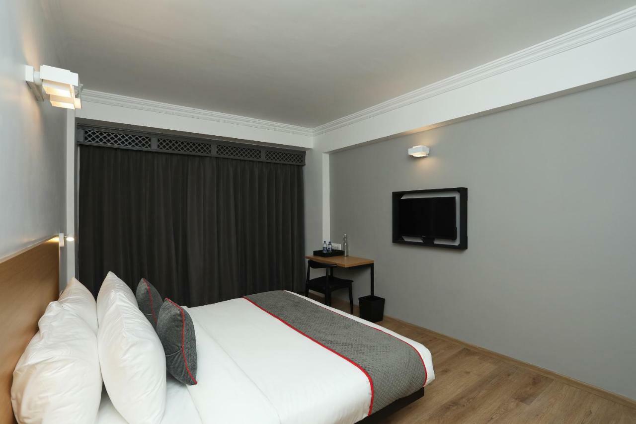 Golden Parkk Hotel Calcutta Extérieur photo